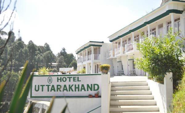 Uttarakhand Resort Каусани Экстерьер фото